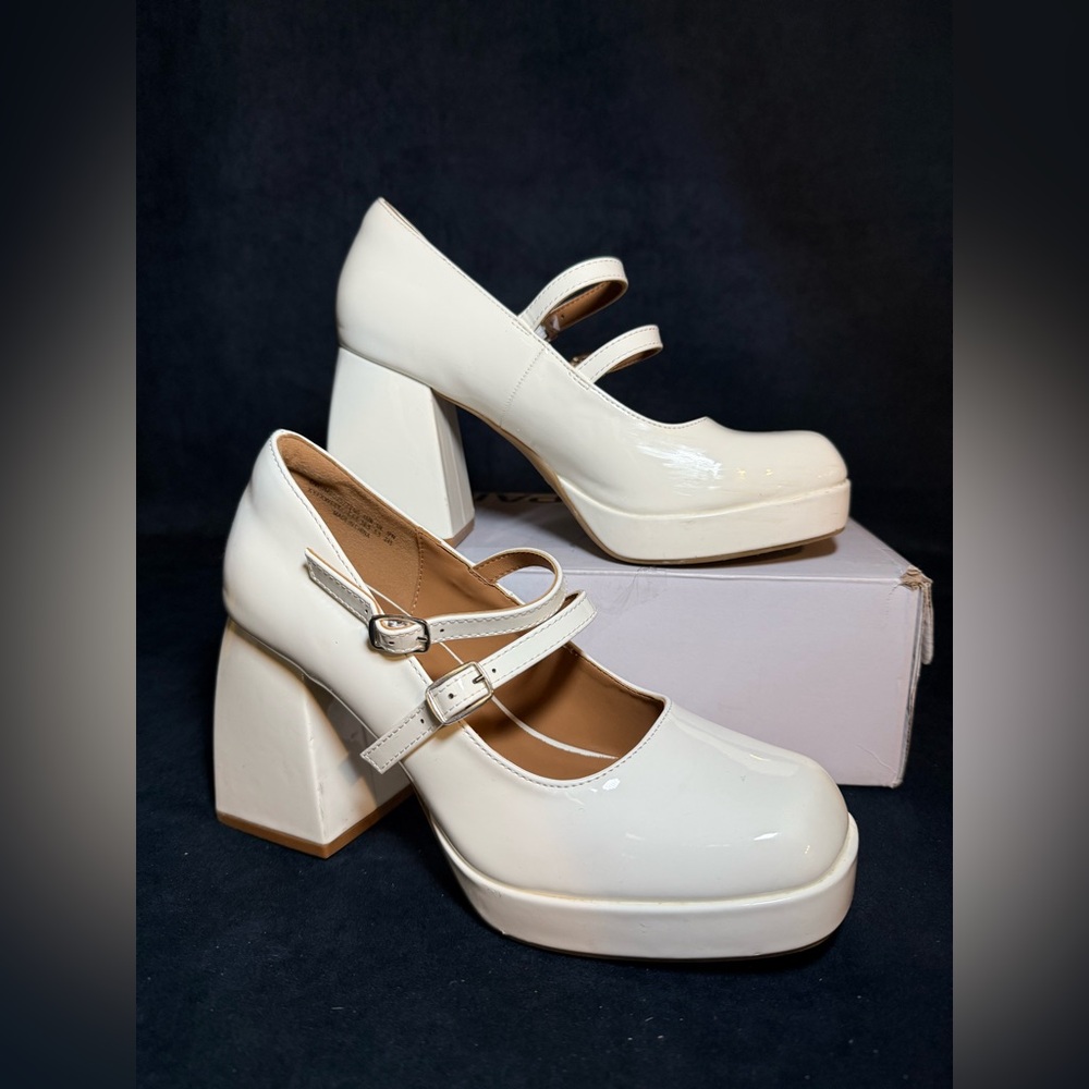 Elegant White Mary Jane Platform Heels